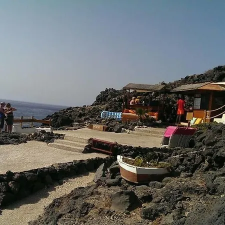 Playa Silencio Swimming Pool Piscina Arona Гостевой дом *